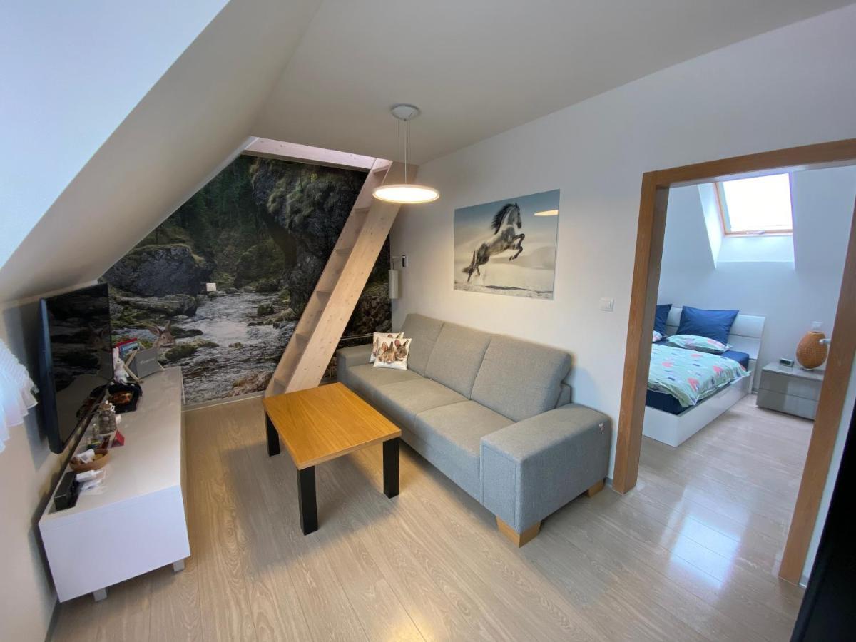 Apartman Zajko ลิฟตอฟสกีมิคูลาช ภายนอก รูปภาพ